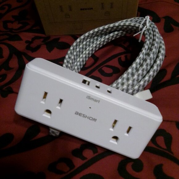 Power strip extension cord with USB port/ 10 ft ( 3 )iPad- airpod chargers - Picture 5 of 8